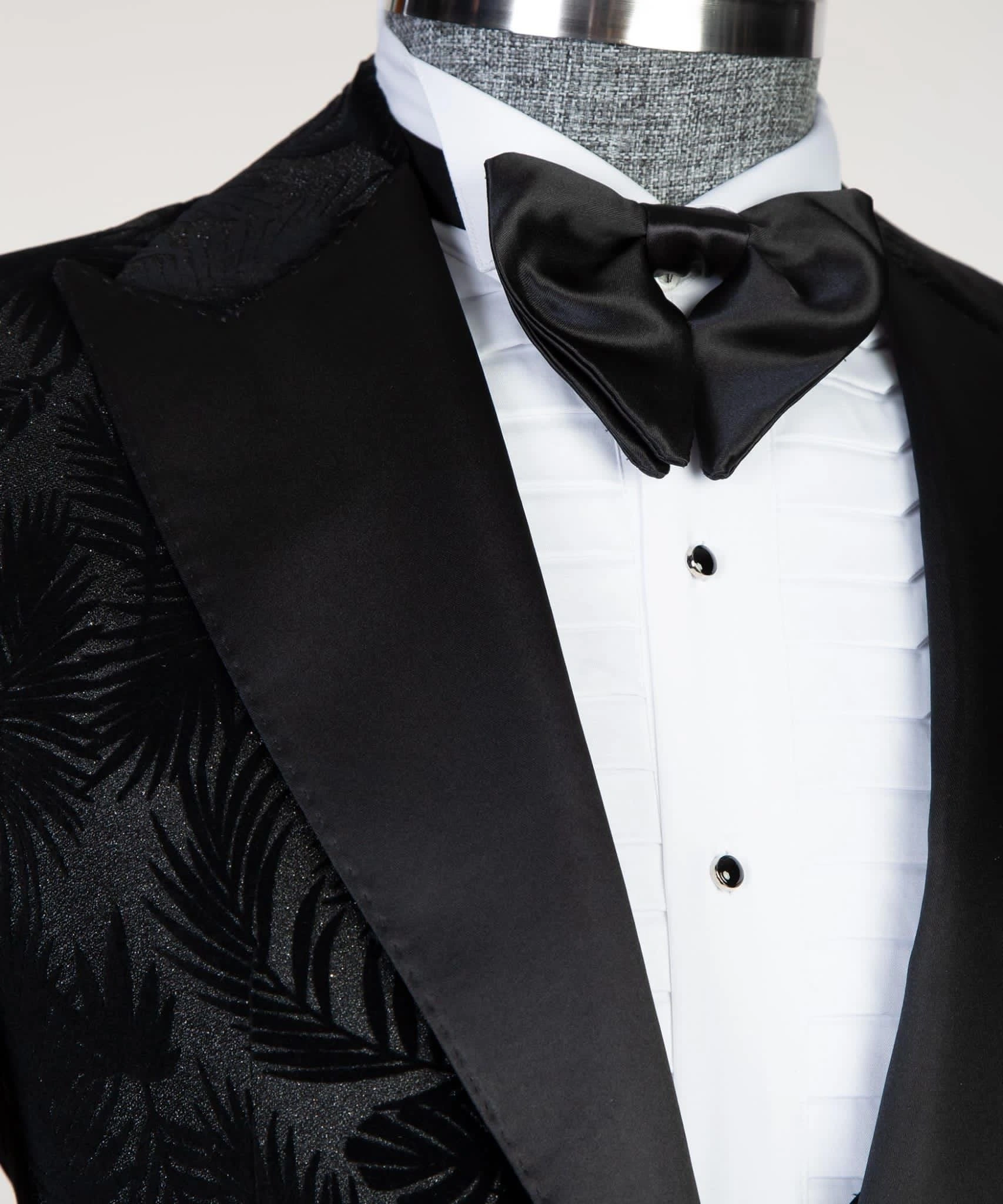 Foireann tuxedo dubh trí phíosa, oiriúnach do gach ócáid speisialta, cuma uasal, stíl gan teorainn.